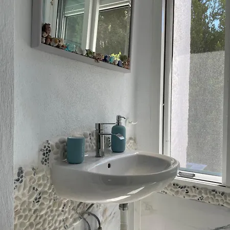 Holiday home Seaview 180