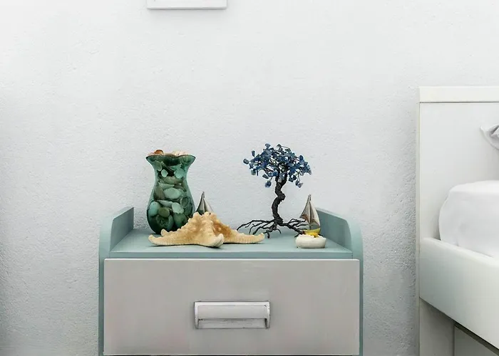 Seaview 180 * Skála Foúrkas