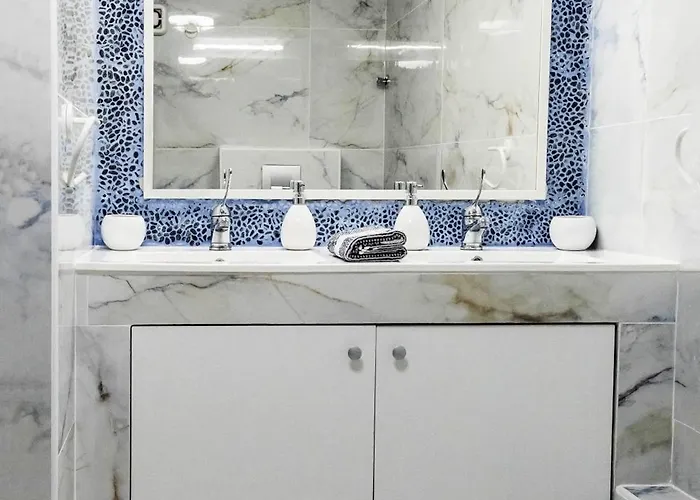 Seaview 180 度假居 *